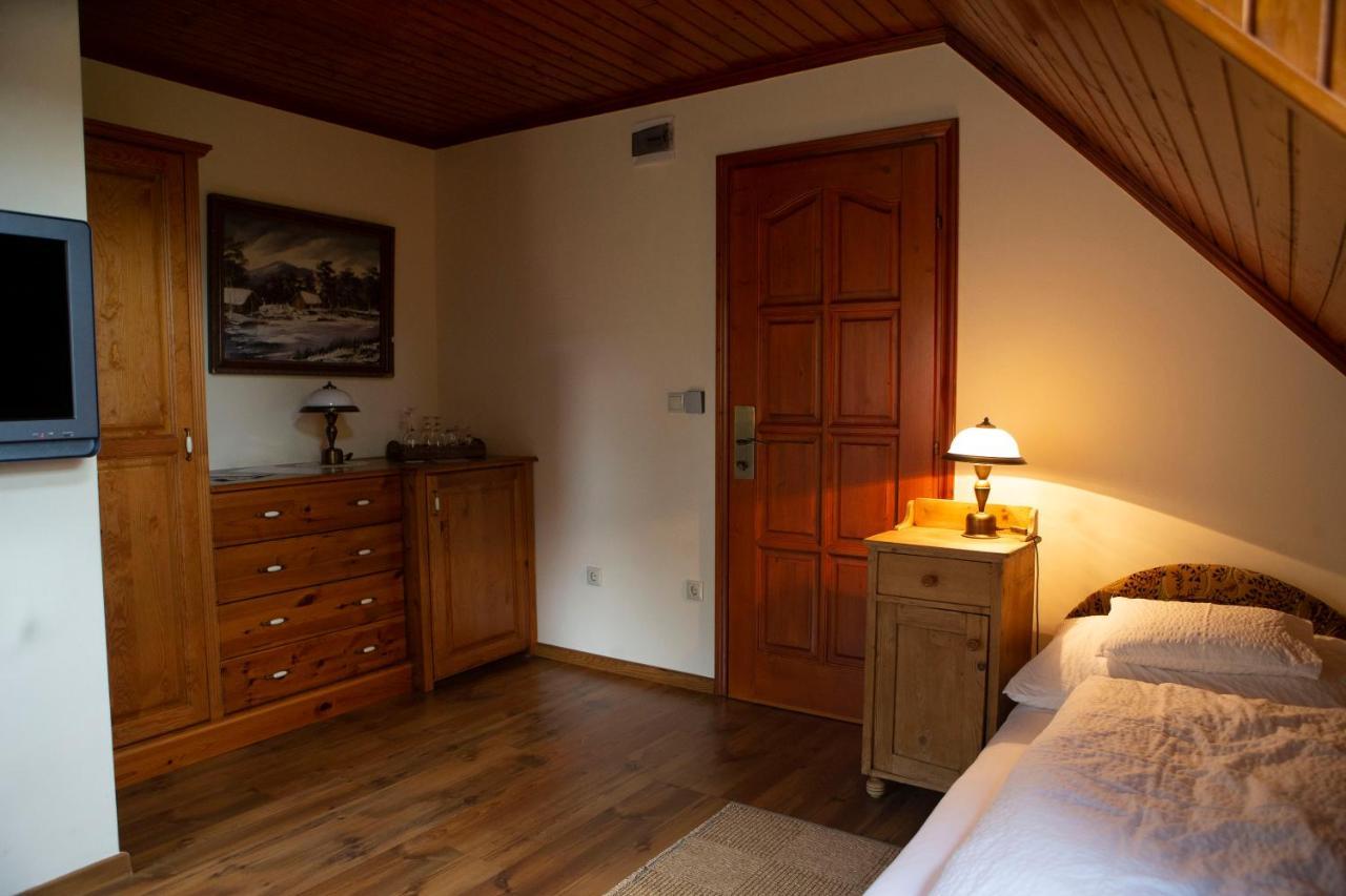 Sarok Vendeghaz Hotel Villány Екстериор снимка